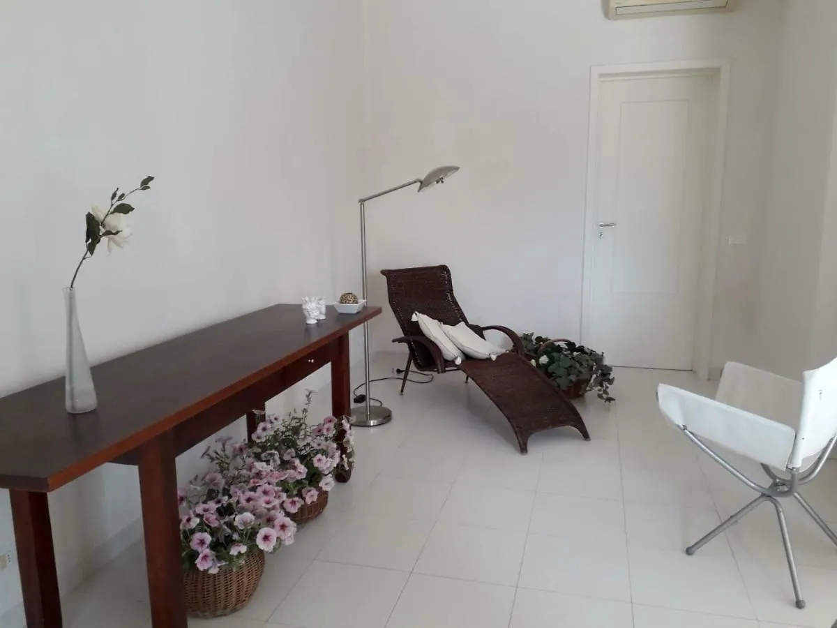 La Casa Di Roy Apartment Pizzolungo
