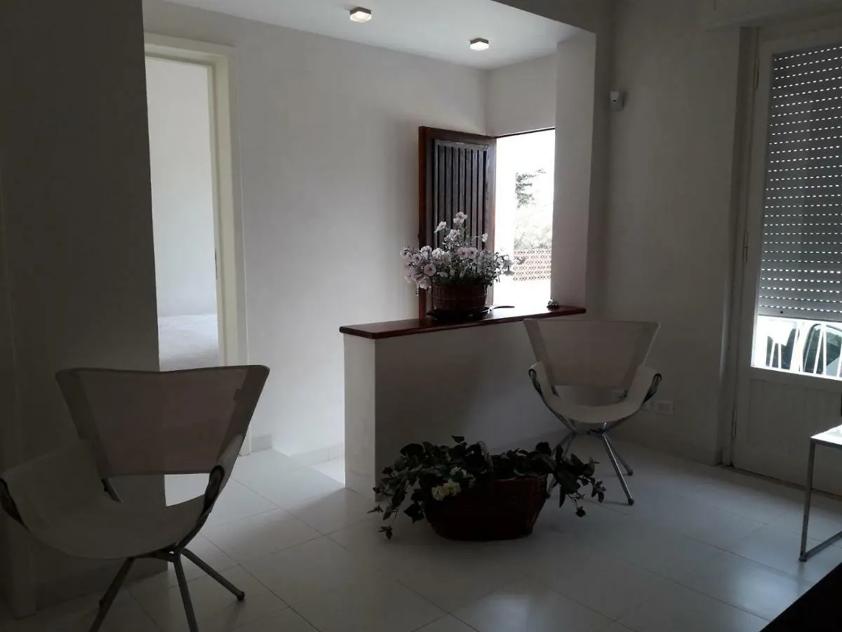 La Casa Di Roy Apartment Pizzolungo
